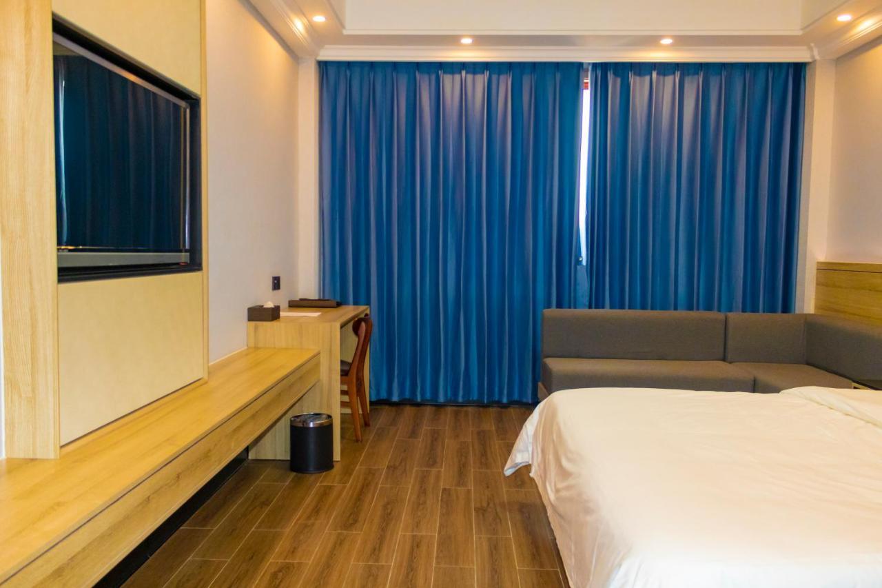 G.C Royal Hotel Accra Luaran gambar