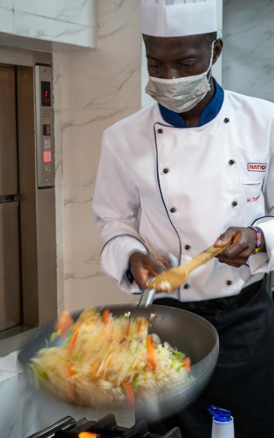G.C Royal Hotel Accra Luaran gambar