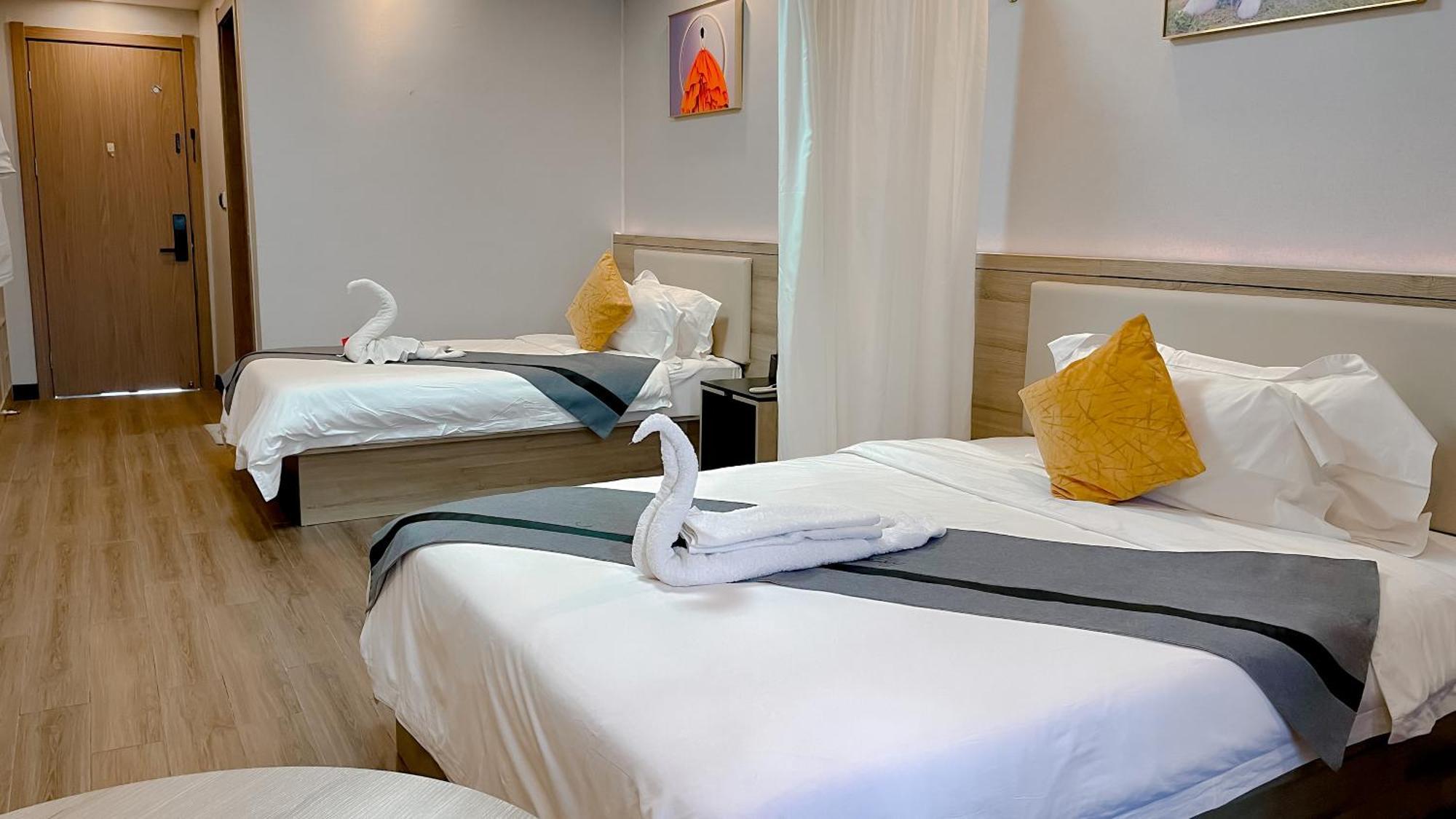 G.C Royal Hotel Accra Luaran gambar