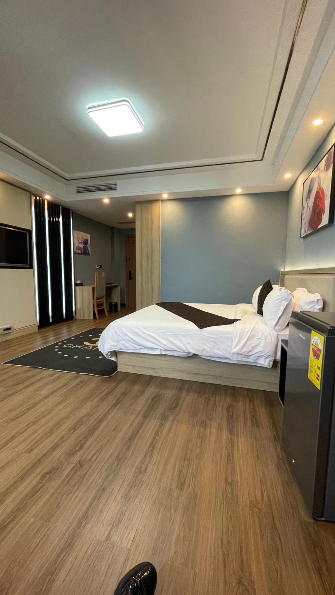 G.C Royal Hotel Accra Luaran gambar